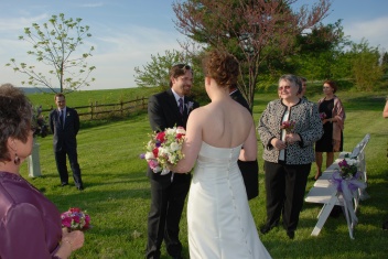 2010-04-23-094 Lindsay-Andrew Wedding.jpg